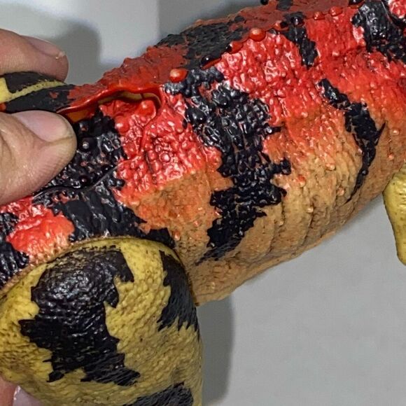 Mattel Jurassic Park Fallen Kingdom Roarivores Ceratosaurus Dinosaur Figure - Picture 11 of 13